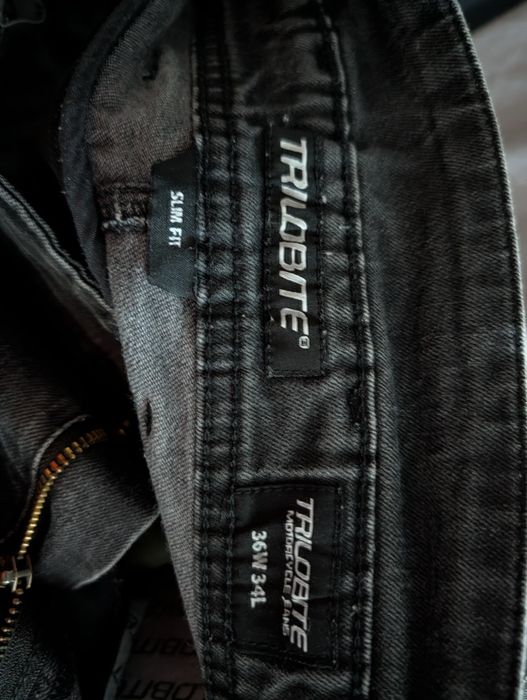 Pantaloni moto Trilobite Parado slim fit 36W 34L