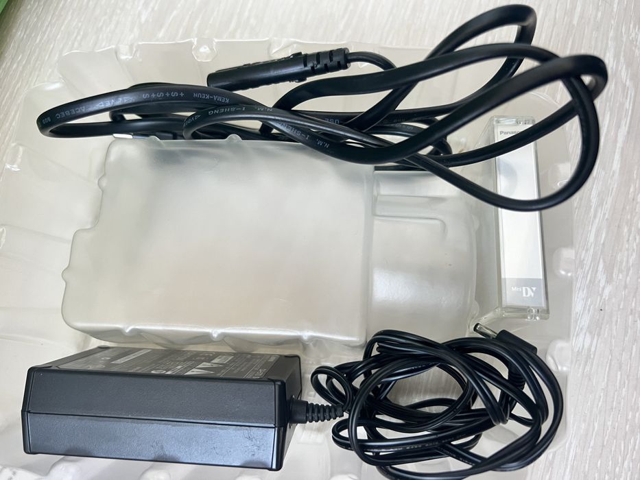 Видеокамера Canon HV20 новая