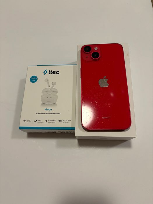 Продавам iphone 13