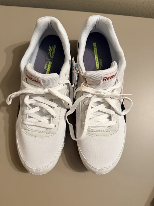 Маратонки REEBOK