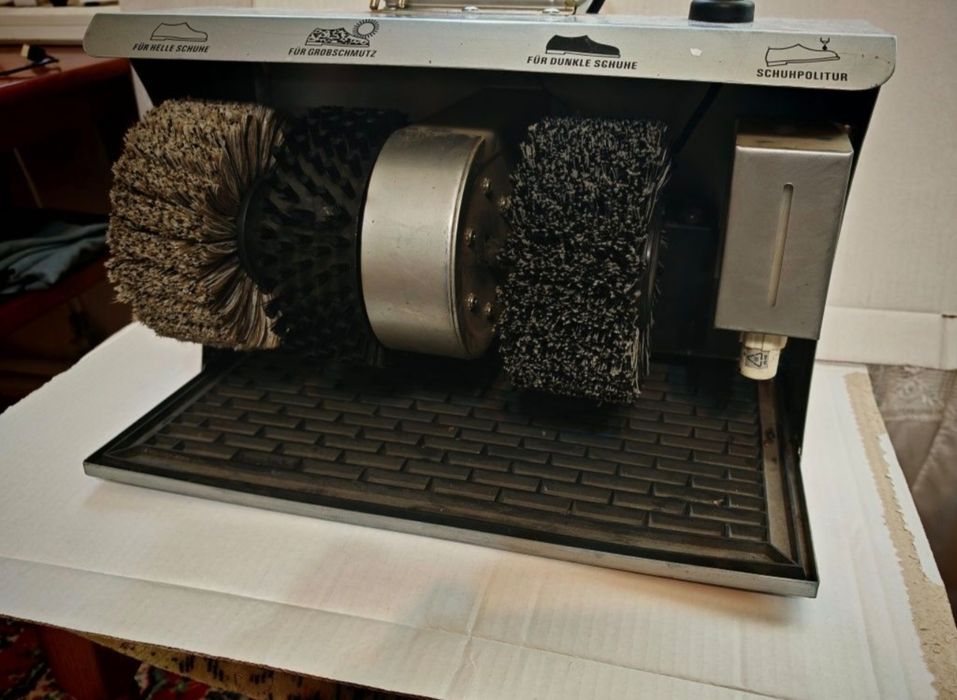 Dispozitiv de lustruit pantofii cu 3 perii-120W