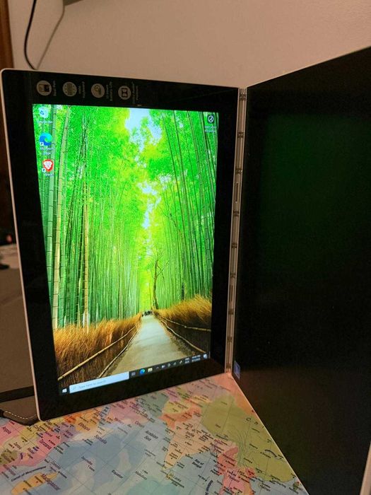 Lenovo Yoga Book YB1-X91L Windows 10 + Real Pen, husă și foi Create Pad