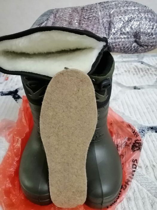 Новые. Размер 41. Цена 7500.