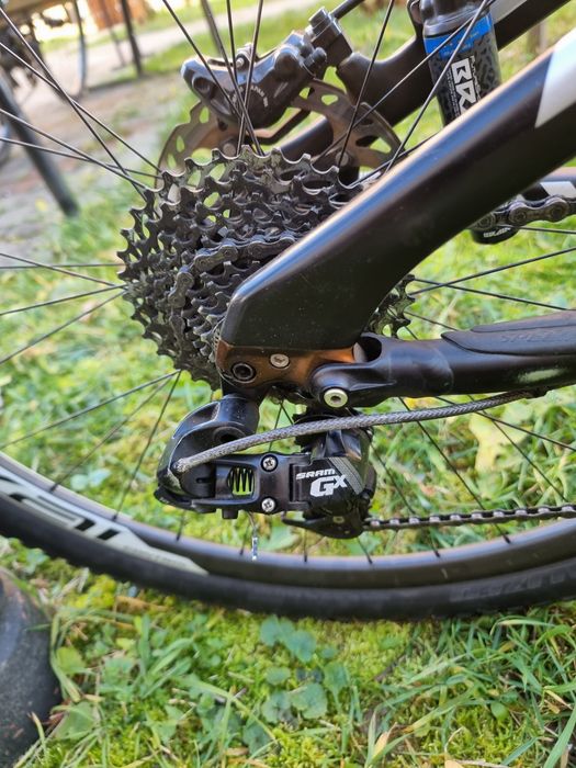 Bicicleta full suspension  29"