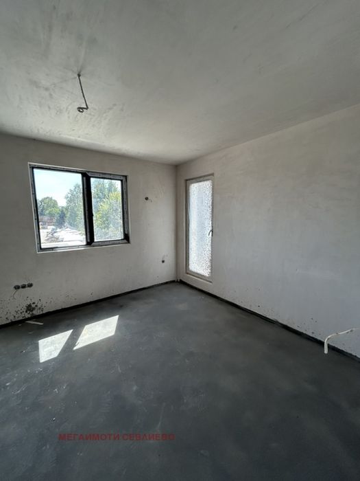 Продажба 3-стаен гр. Севлиево - гр. Севлиево 95m²