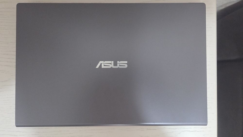 Ноутбук Asus x515ea