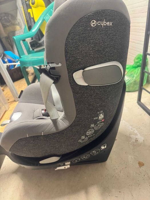 Scaun auto Cybex Sirona Z2 i-Size cu baza Isofix Base Z2 rotativ 360 grade
