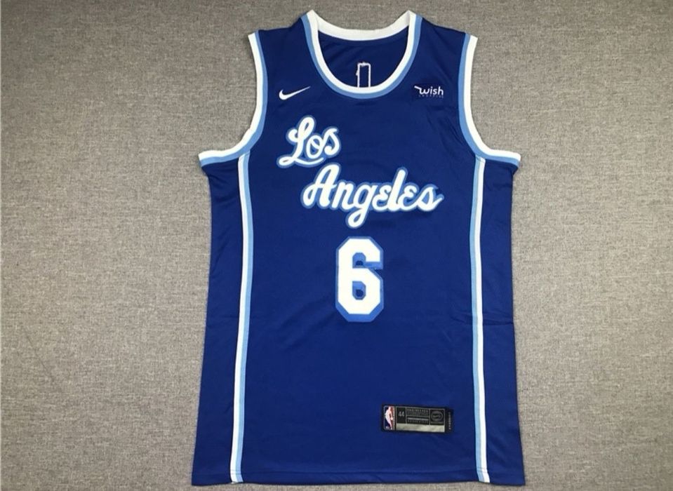 Maieuri de baschet cu LeBron James