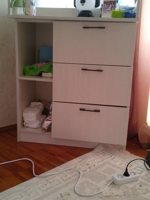 Продаю шкафчик ( пеленальный столик )