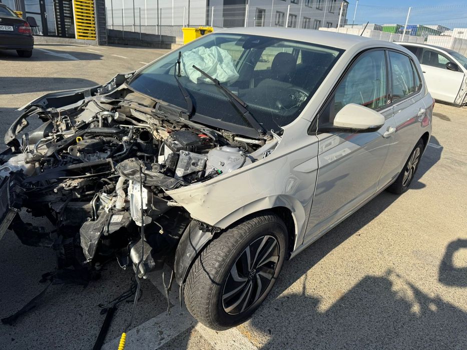 Dezmembrez / Dezmembrari / Piese / Accesorii Vw polo 6 facelift gri 2023 1.0 tsi DLAC volan stanga