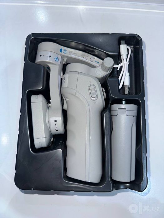 Stabilizator. Telefon uchun TOKQI M01 3 oʻqli stabilizator sotiladi.