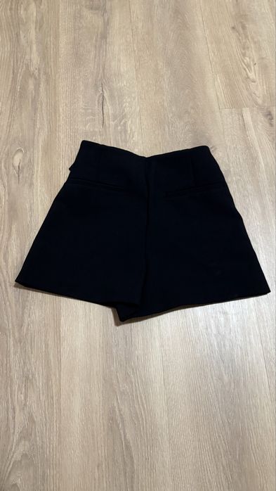 Zara skort XS размер