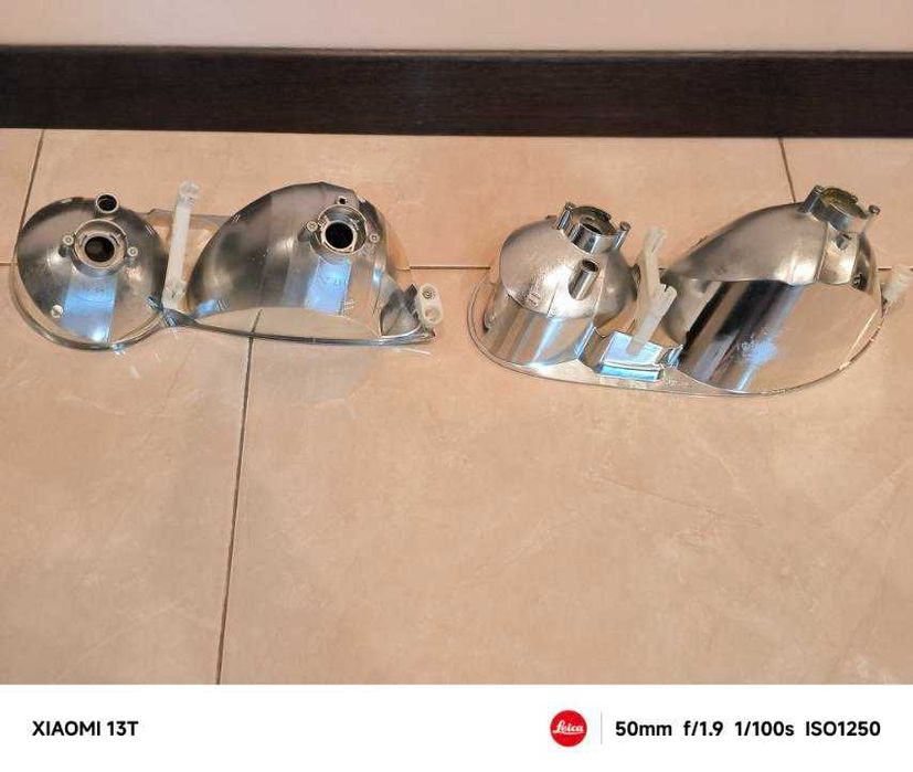 Продавам рефлектори+стъкла за фарове  мерцедес CLK W209 / 2001-2009 г.