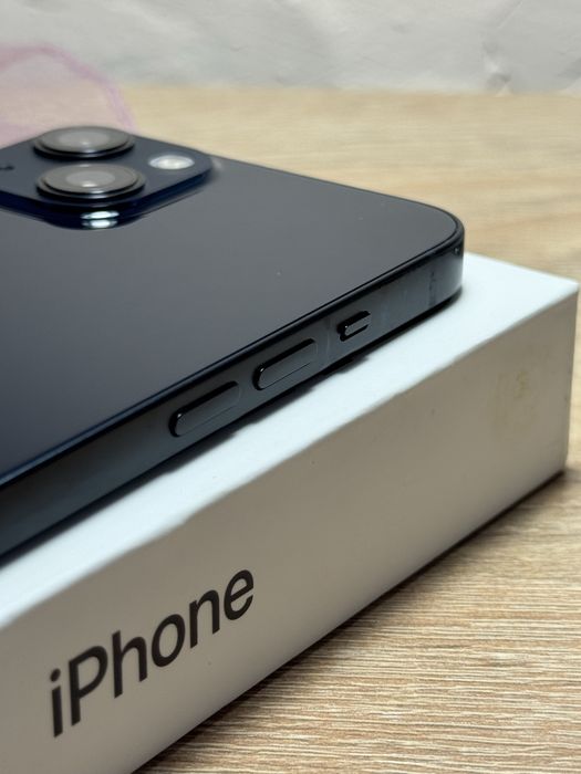IPhone 13 128gb (midnight blue)