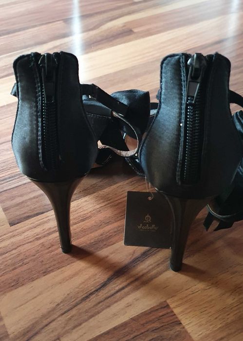 Официални сандали с висок ток