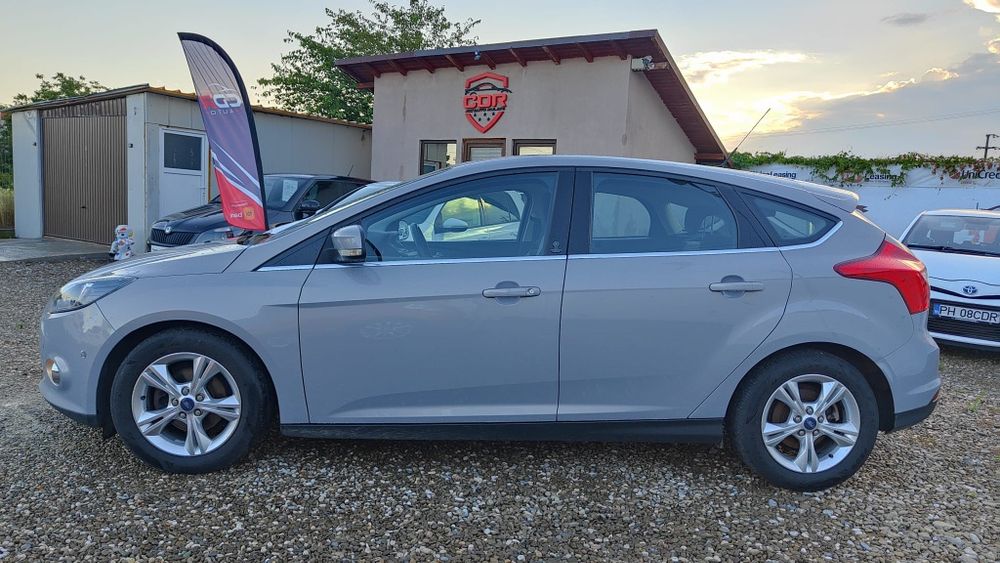 Ford Focus 2012 benzina impecabil