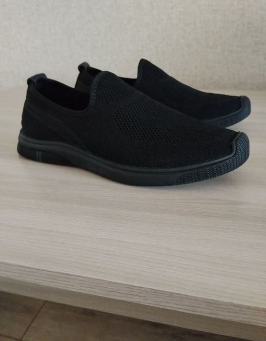 Продам мокасины мужские