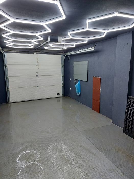 Дава се под наем Гараж / Паркомясто в София, Люлин 9 - 26 кв.м за 178.5 € - Снимка #1