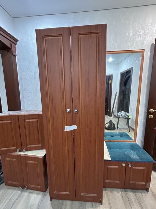 Шкаф для прихожей