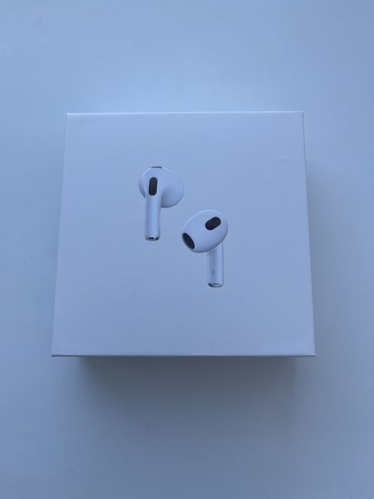 Продам Airpods 3 срочно
