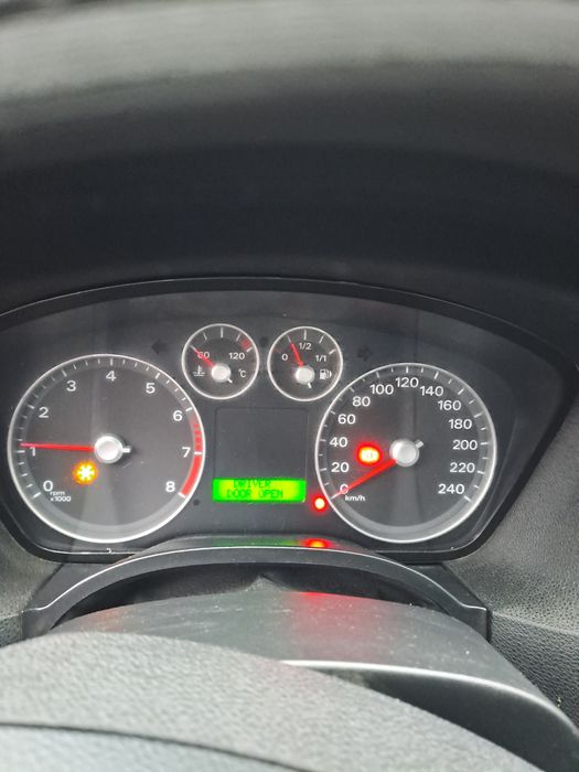 Vând Ford focus 2006