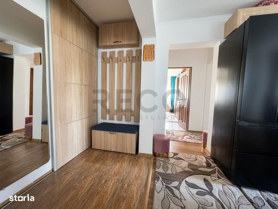RECO Apartament, renovat, la etaj intermediar, tip AN