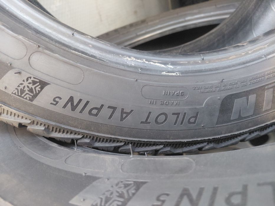245/45/18" Michelin 4бр.гуми.