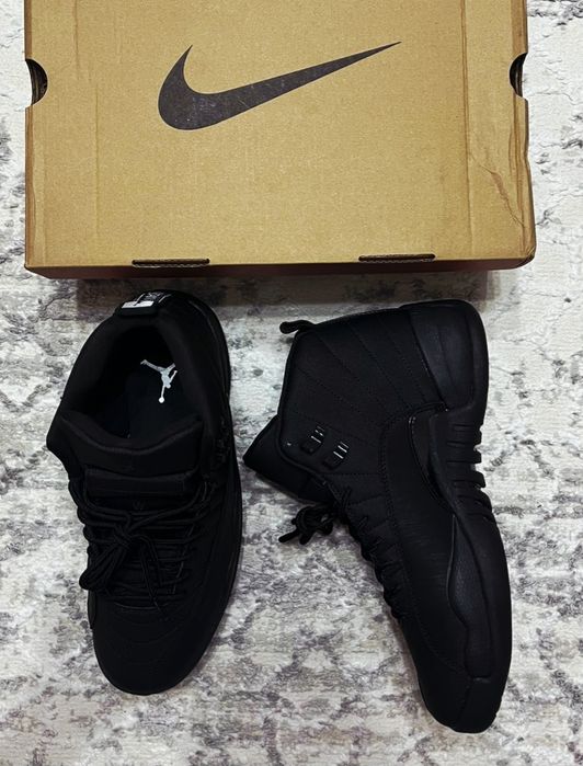 Nike Air Jordan 12 Black