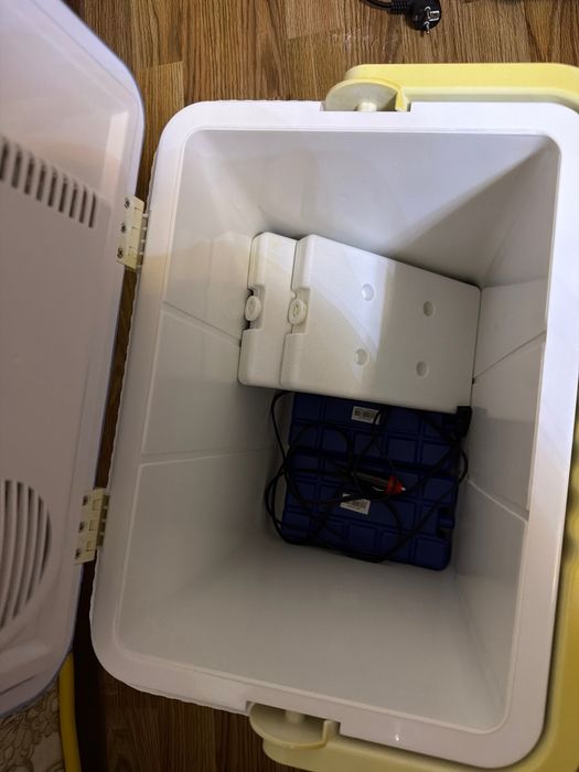 Srochni mini xaladelnik sotiladi ichi keng moshin uchun