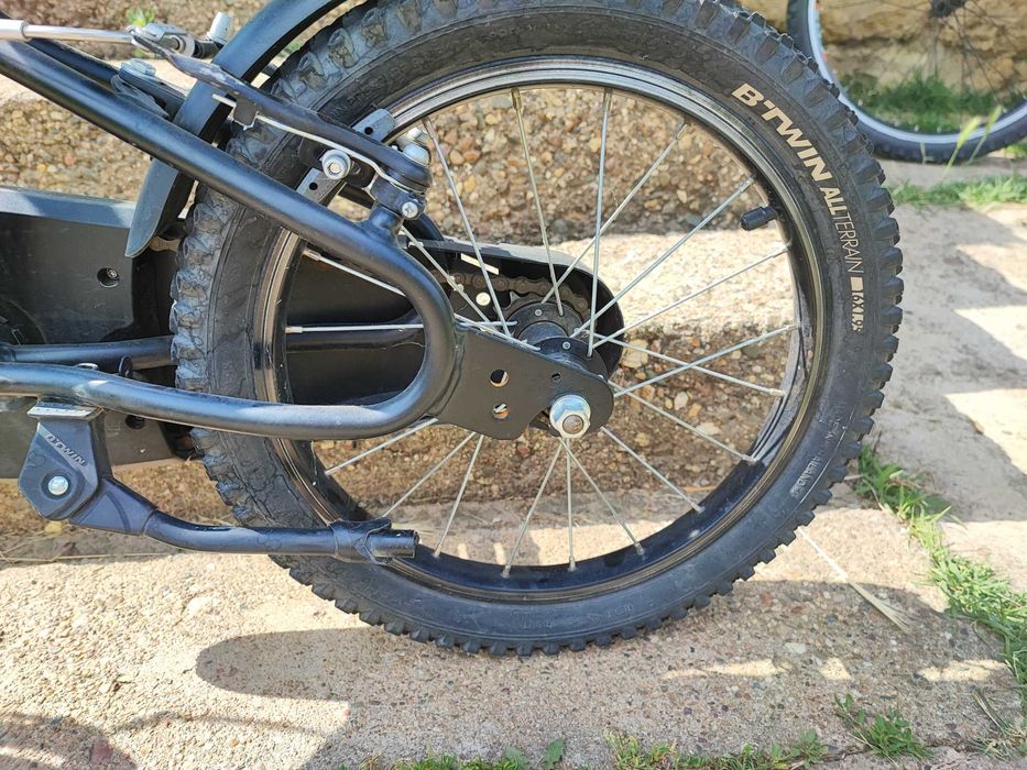 Детски велосипед B-Twin 16" внос от Швейцария
