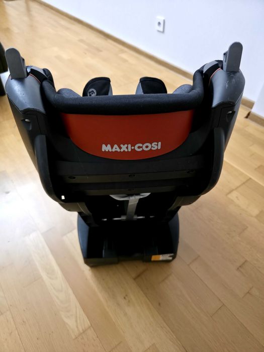 Детское кресло maxi-cosi tobi
