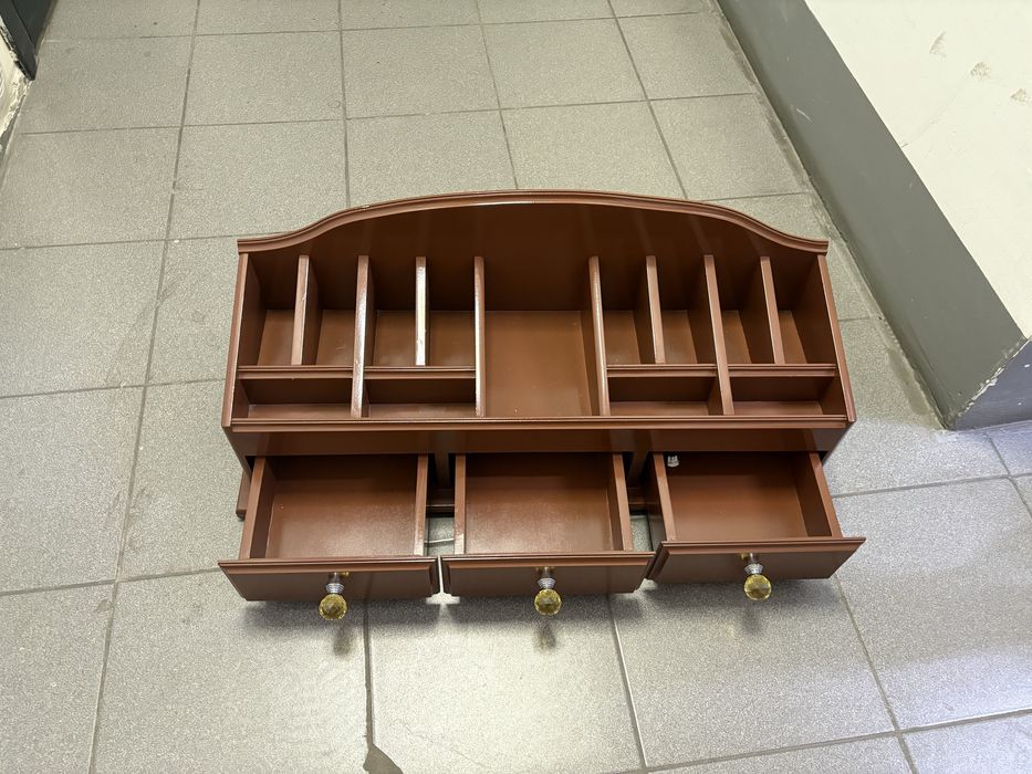 Шкаф для косметики