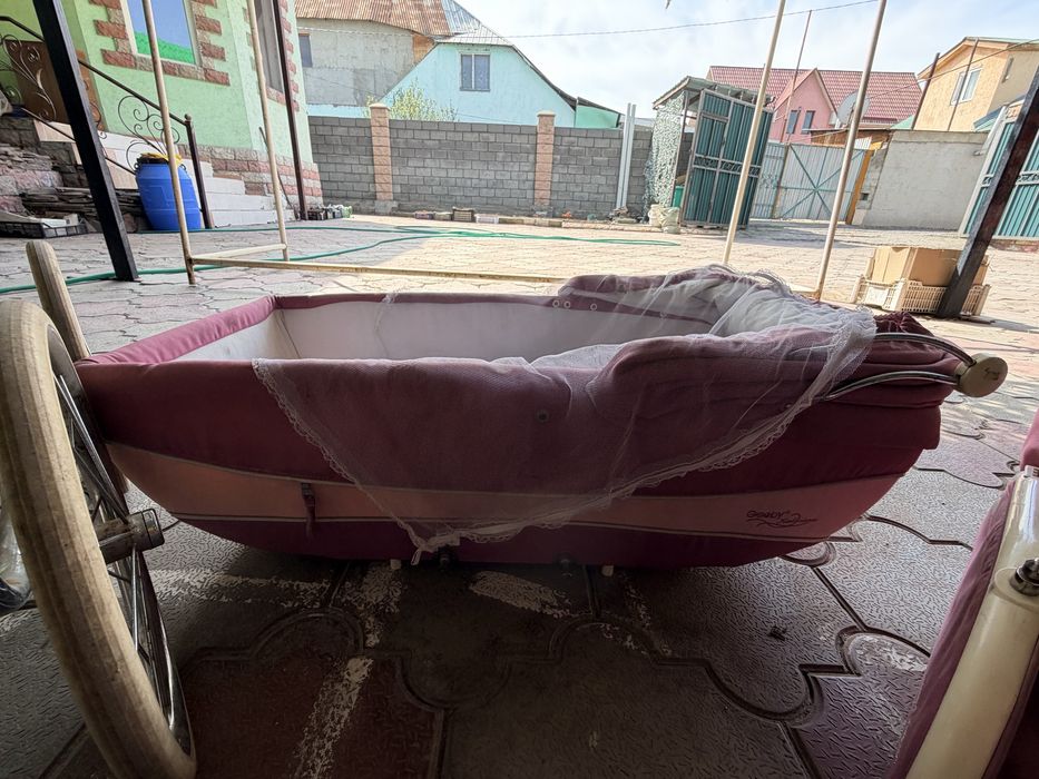 Ретро коляска в идеал сост