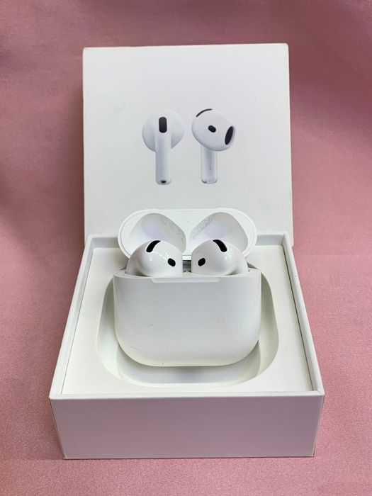Наушники AirPods 4 / #МА33076