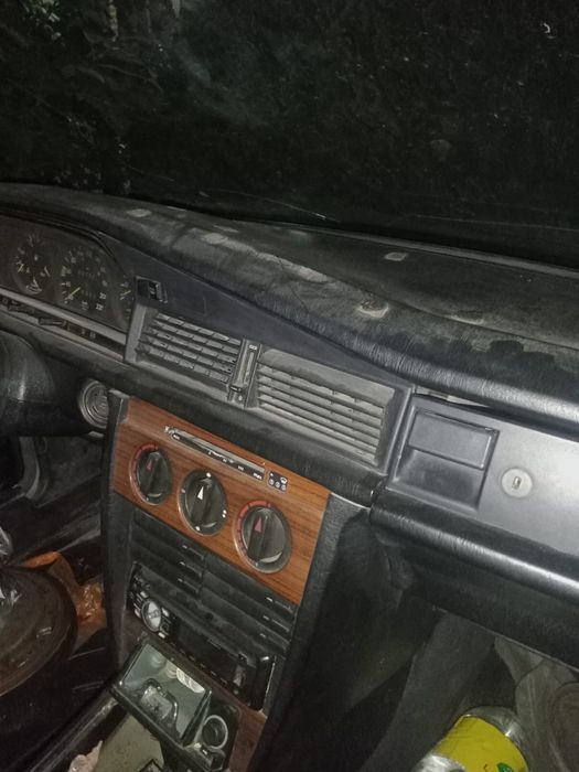 Авто на разбор мерседес 190
