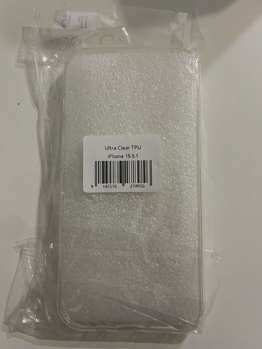 Husă și folie protecție iPhone 15