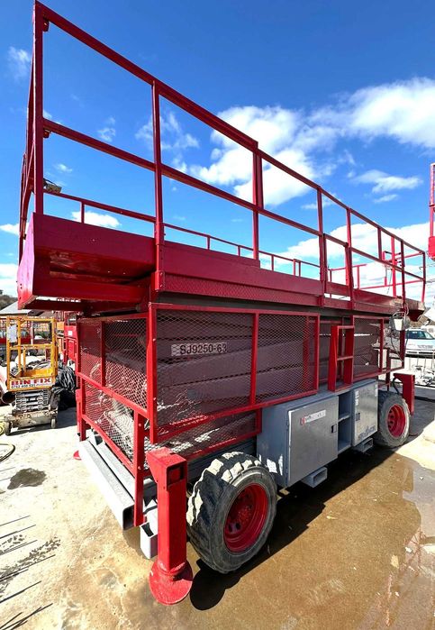 VANZARE Nacela foarfeca DIESEL , SKYJACK 9250 ,super PRET !
