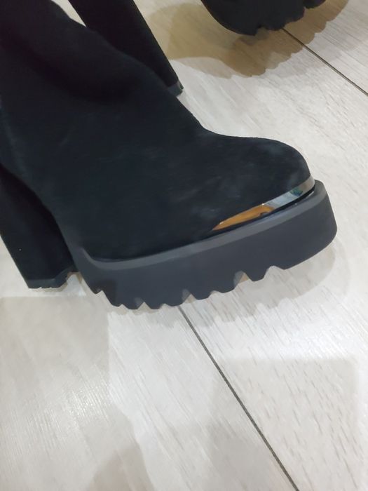 Сапоги высокие черные, замшевые,  новые