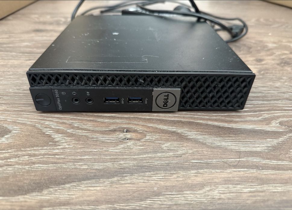 Dell OptiPlex 3040 Micro i5-6500T 8GB RAM DDR3L SSD Samsung 250GB Windows 11 Pro Mini PC HDMI DisplayPort VGA WiFi Office Calculator Desktop