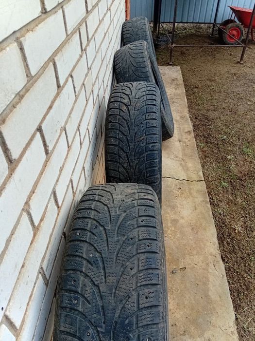 Продается шины.