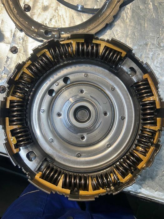 Reparatii cutii de viteze automate Powershift Ford / Renault / Peugeot