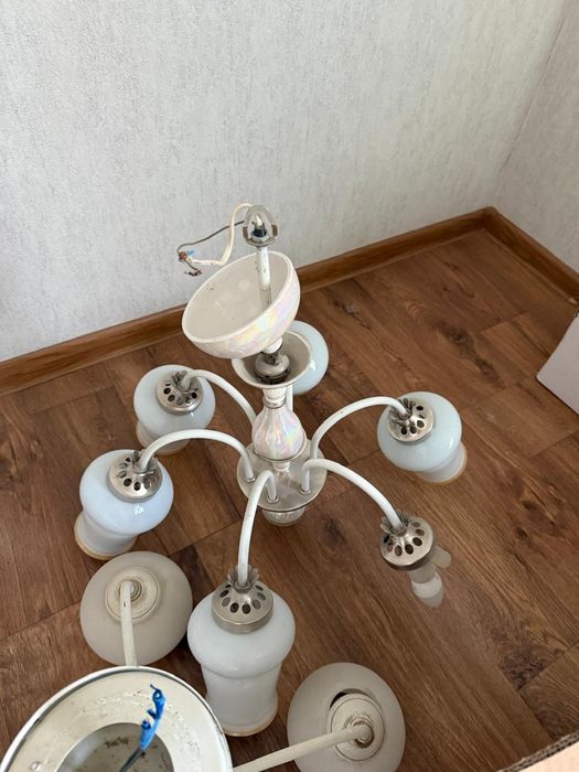 Люстры, 3 штуки, б/у