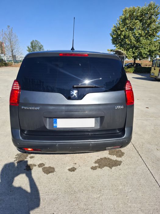 Vand Peugeot 5008