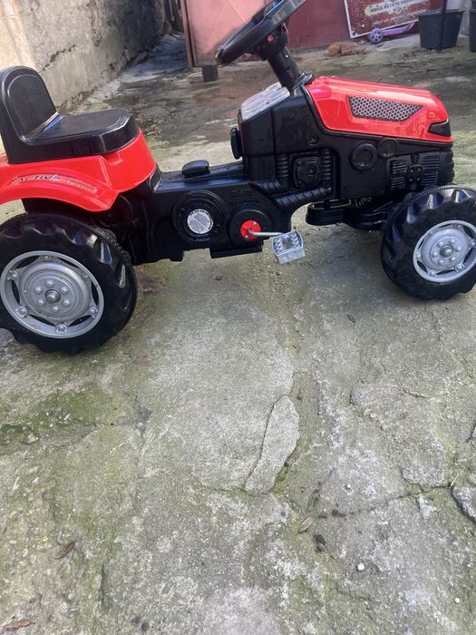 Vand tractor copii cu pedale 3+ nefolsoit