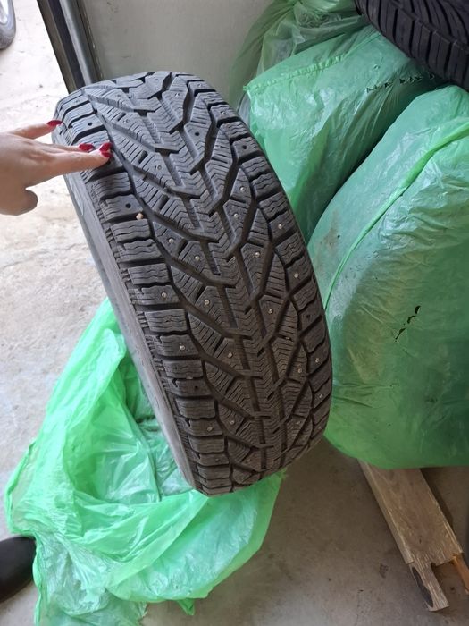 Срочно продам покрышки, шины