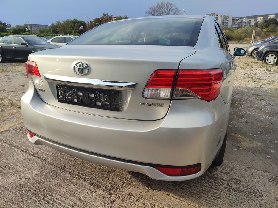 Toyota Avensis 2.0 d navi