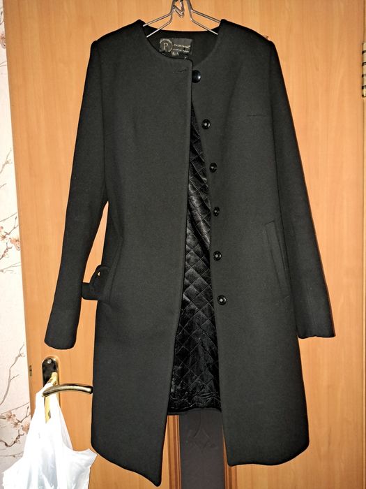 Продам пальто женское