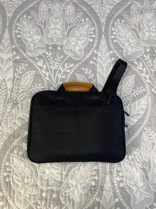 Продаётся MacBook