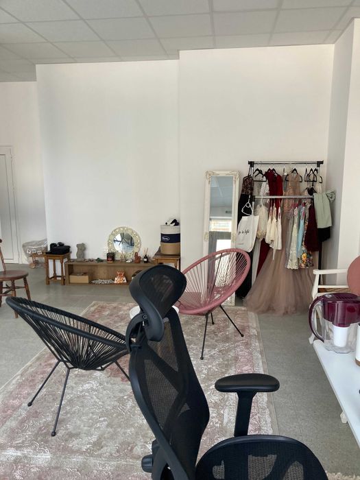 Дава се под наем Магазин в Пловдив, Център - 64 кв.м за 663 € - Снимка #4