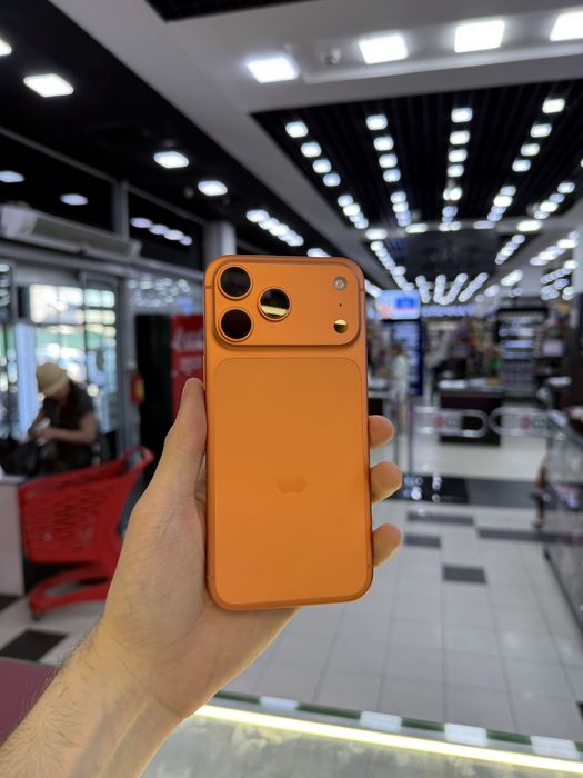 Iphone 17 pro max Orenge 256gb 35sikl